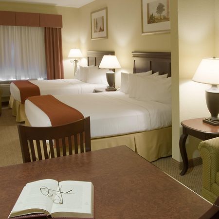 Holiday Inn Express Hotel & Suites Lucedale By Ihg Oda fotoğraf