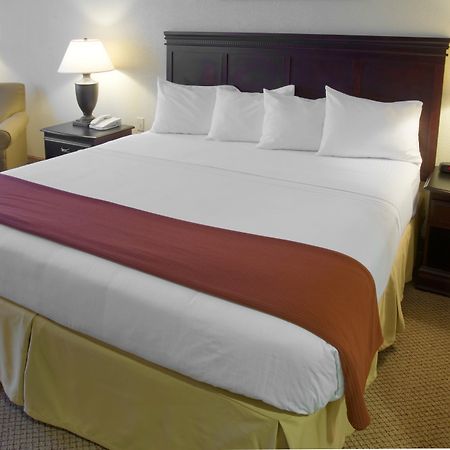 Holiday Inn Express Hotel & Suites Lucedale By Ihg Oda fotoğraf