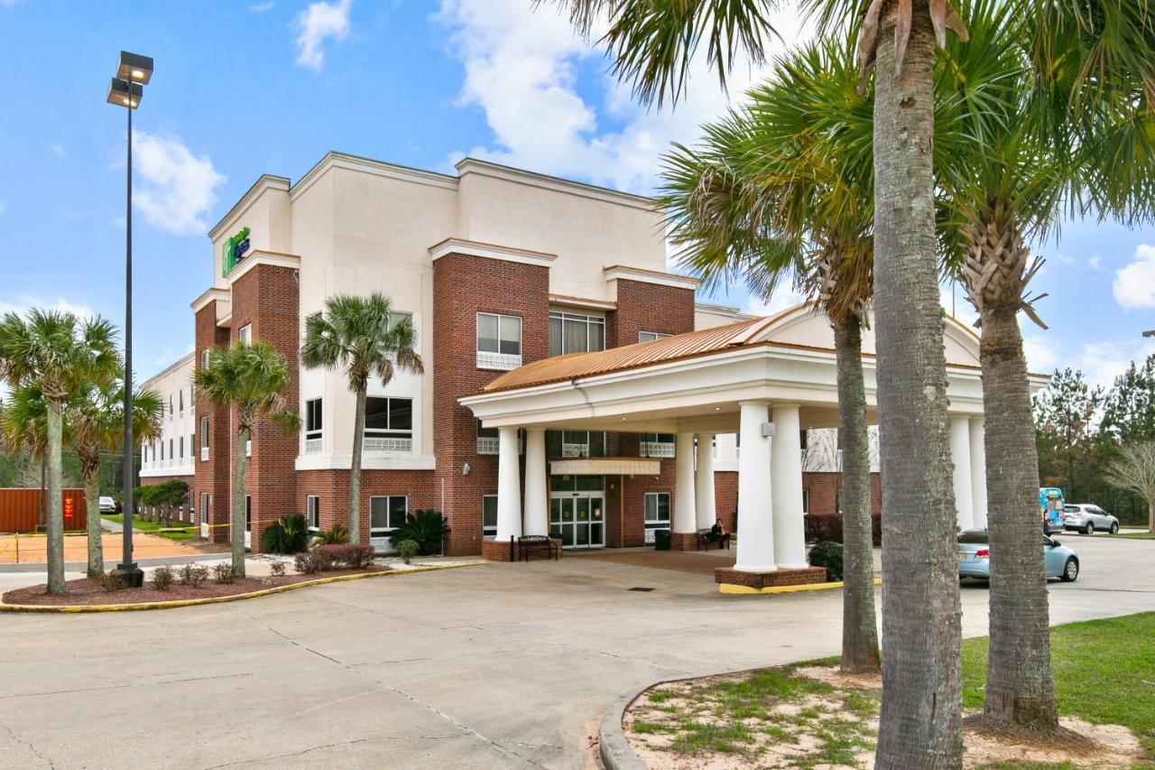 Holiday Inn Express Hotel & Suites Lucedale By Ihg Dış mekan fotoğraf